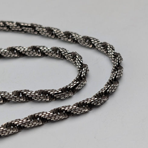 Vintage green serpentine and sterling silver pendant with sterling silver necklace